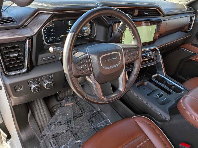 Used 2024 GMC Sierra 2500 Denali Ultimate AWD/4WD image 2