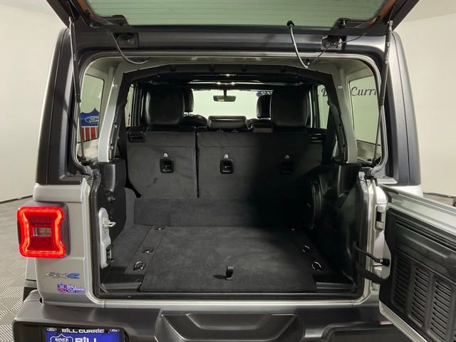 Used 2023 Jeep Wrangler Unlimited Sahara image 11