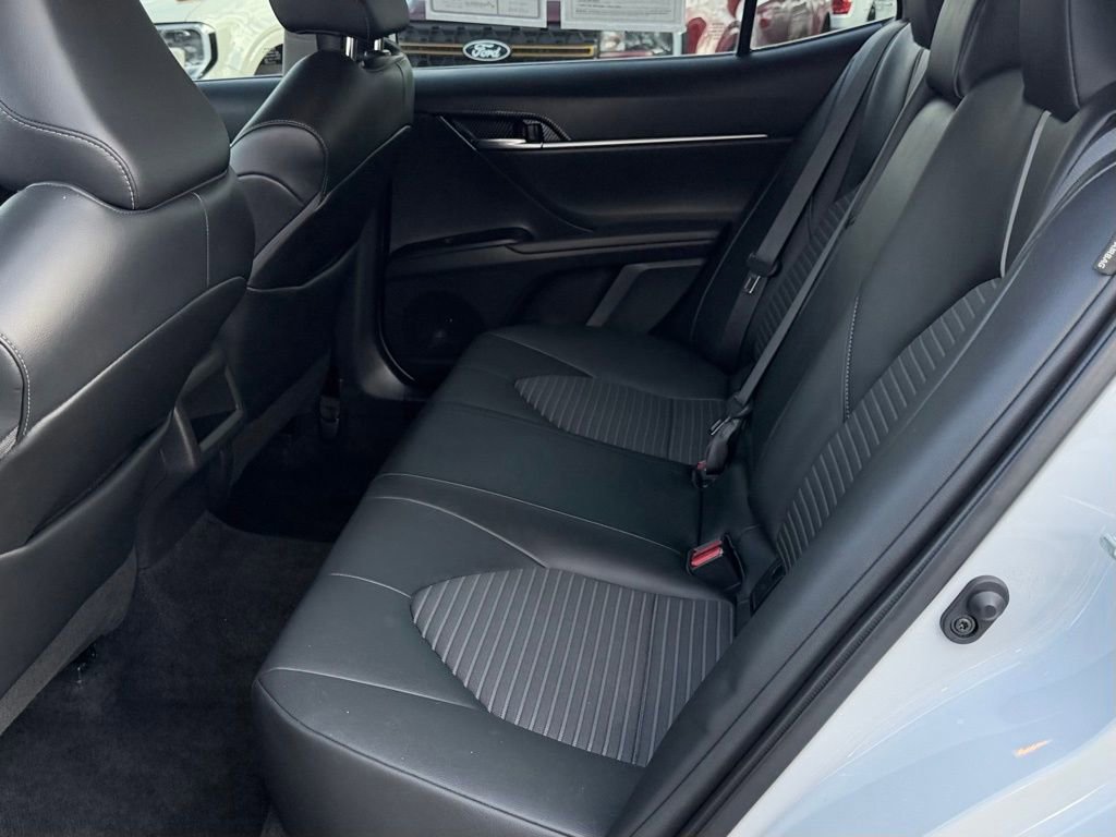 Used 2022 Toyota Camry SE w/ Convenience Package FWD image 29