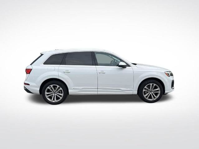 Used 2025 Audi Q7 3.0T Premium Plus AWD/4WD image 4