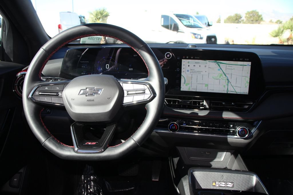 Used 2025 Chevrolet Equinox RS w/ Convenience Package III FWD image 17