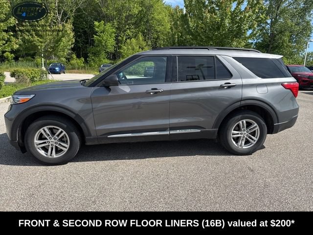 Certified 2023 Ford Explorer XLT w/ Equipment Group 202A AWD/4WD image 4