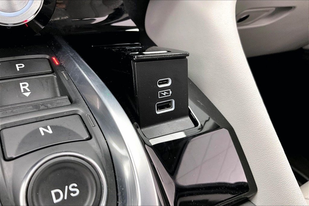 Used 2025 Acura MDX w/ Technology Package FWD image 33