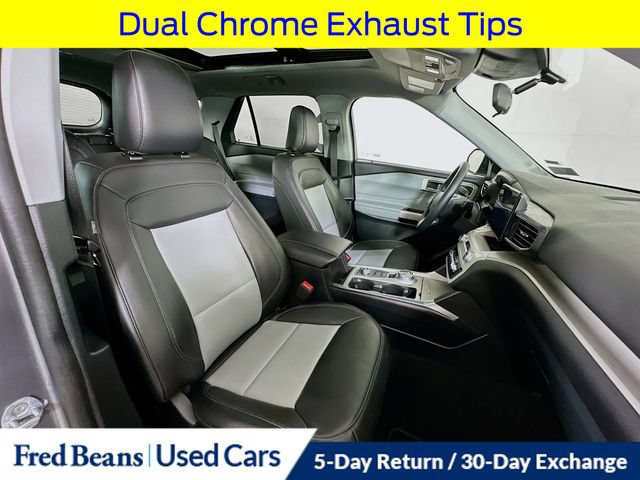 Certified 2024 Ford Explorer XLT w/ Equipment Group 202A AWD/4WD image 37