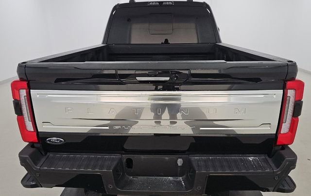 Certified 2024 Ford F250 Platinum AWD/4WD image 4