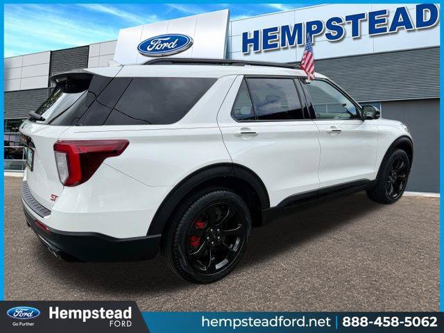 Certified 2022 Ford Explorer ST w/ Equipment Group 401A AWD/4WD image 6