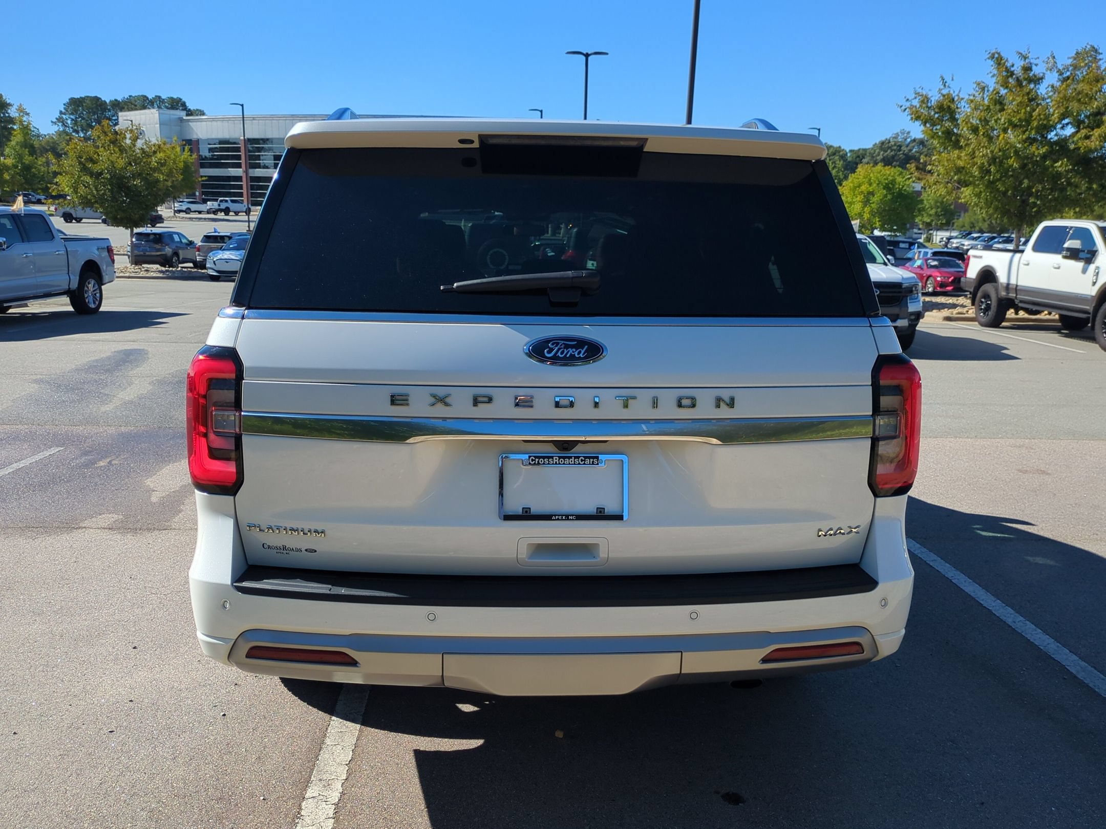 Certified 2023 Ford Expedition Max Platinum AWD/4WD image 5