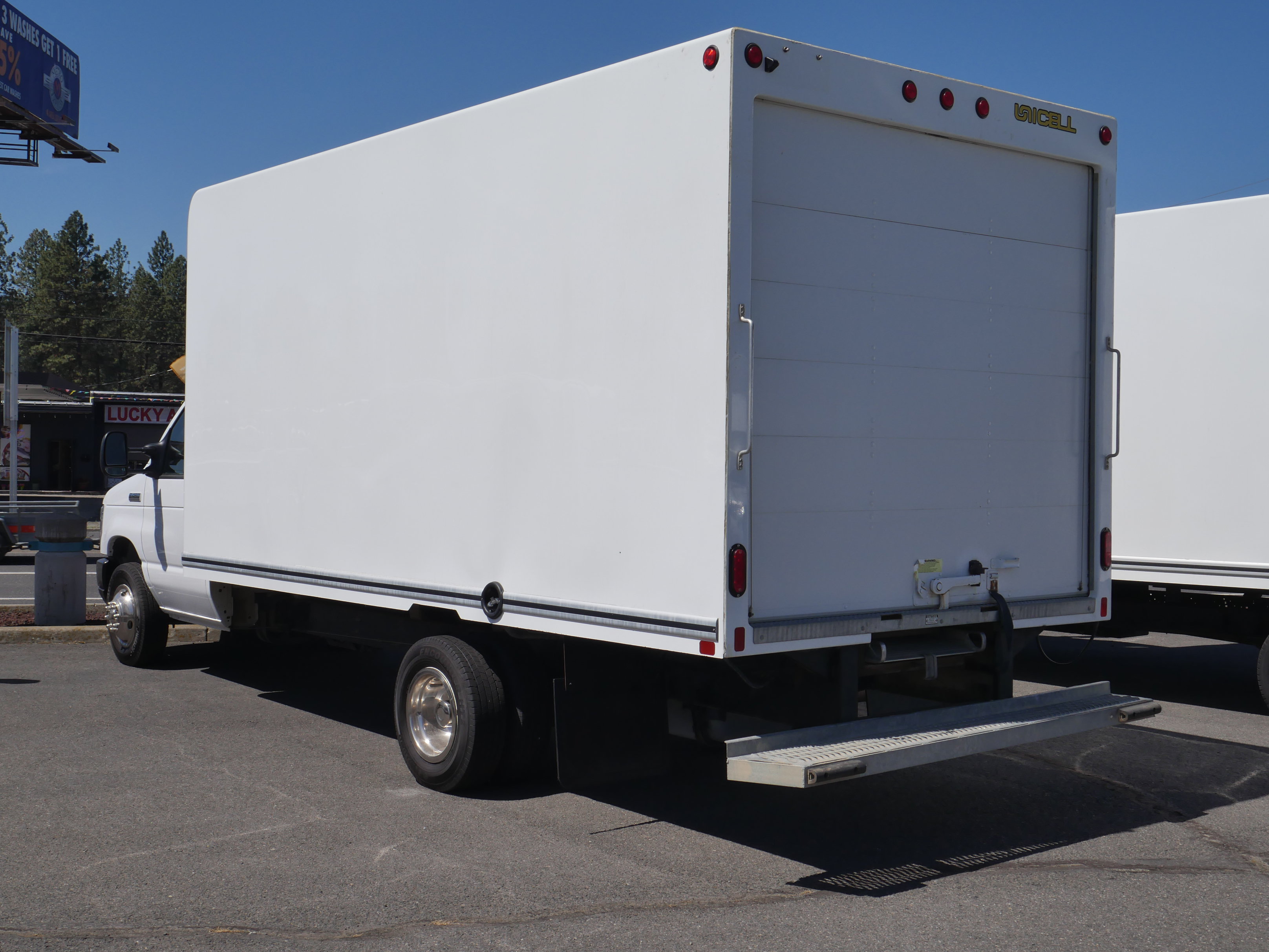 Certified 2024 Ford E-450 and Econoline 450 Super Duty RWD image 11