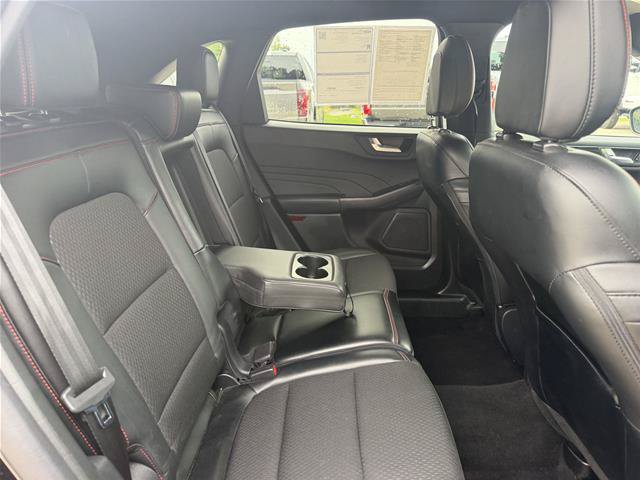 Certified 2025 Ford Escape ST-Line AWD/4WD image 28
