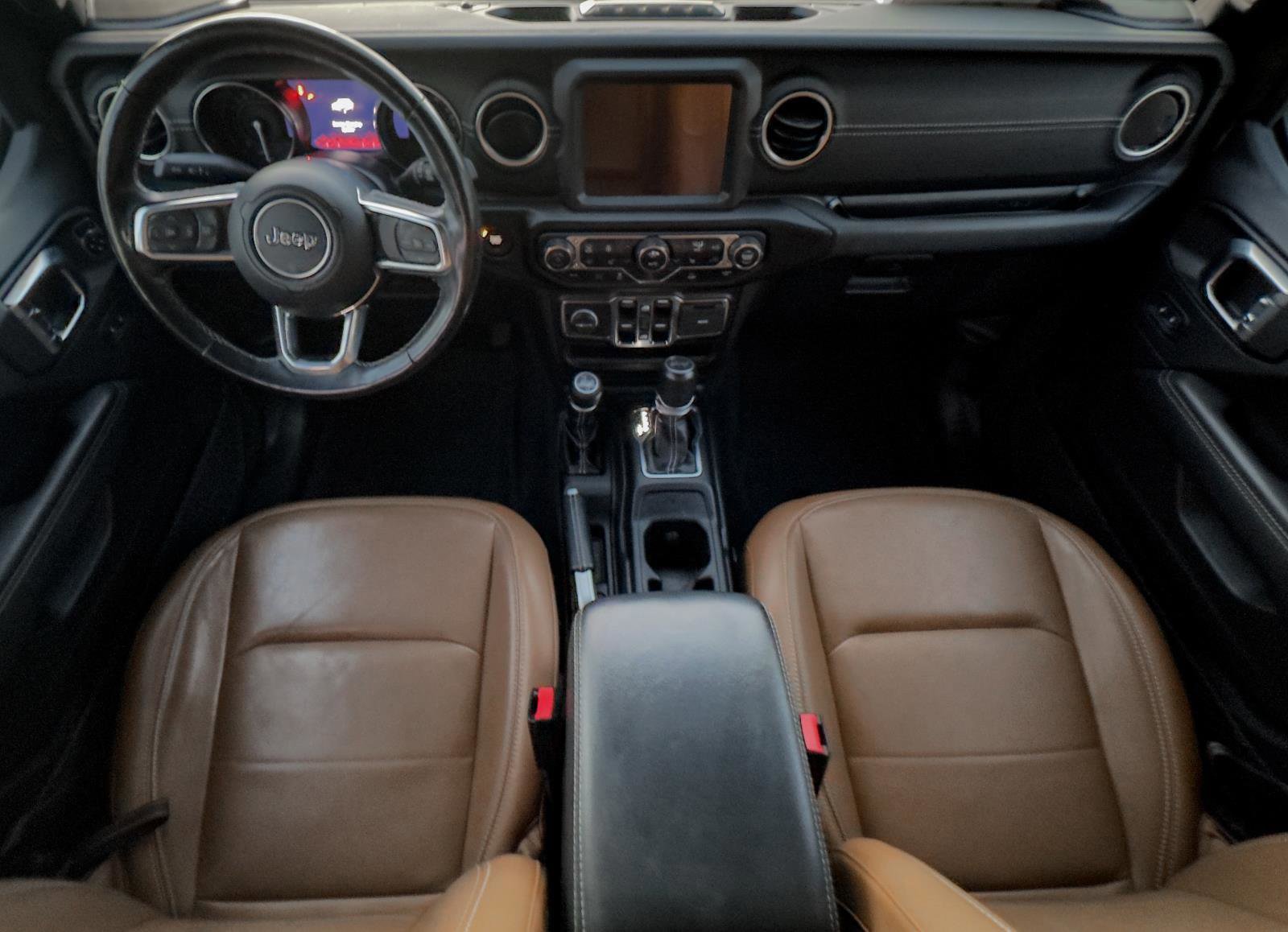 Used 2022 Jeep Wrangler Unlimited Sahara w/ Cold Weather Group image 12