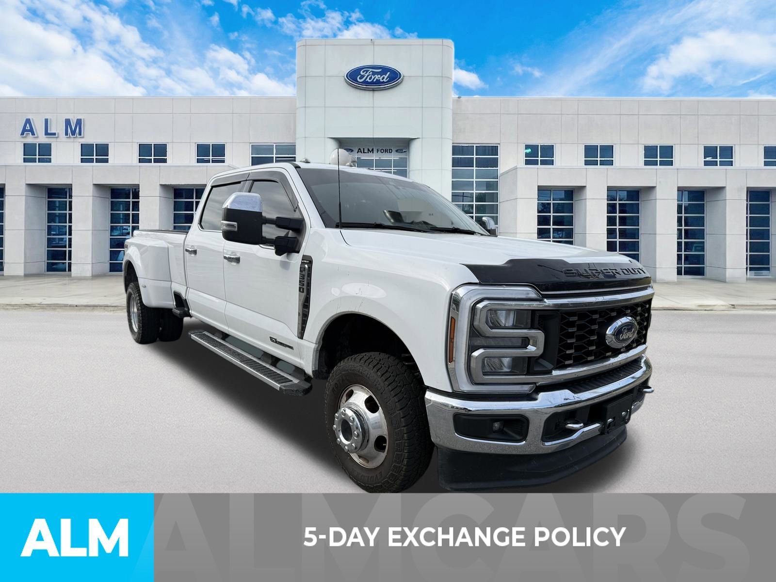 Certified 2024 Ford F350 Lariat image 3