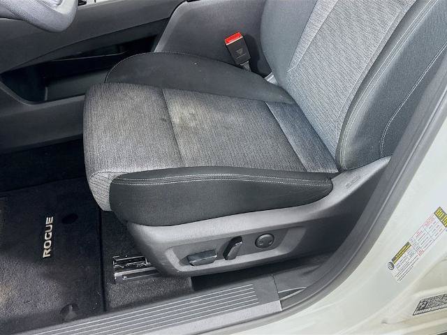Used 2021 Nissan Rogue SV AWD/4WD image 19