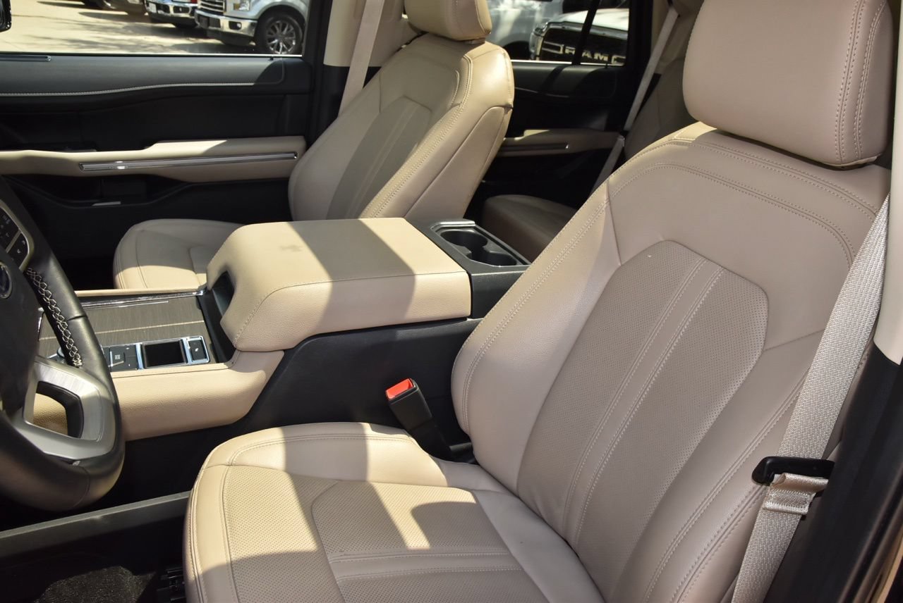 Certified 2024 Ford Expedition Limited RWD image 33
