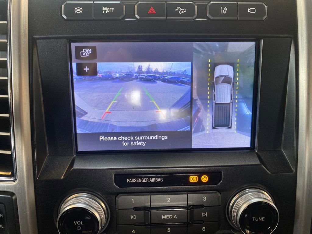 Certified 2019 Ford F350 Platinum w/ Platinum Ultimate Package image 29