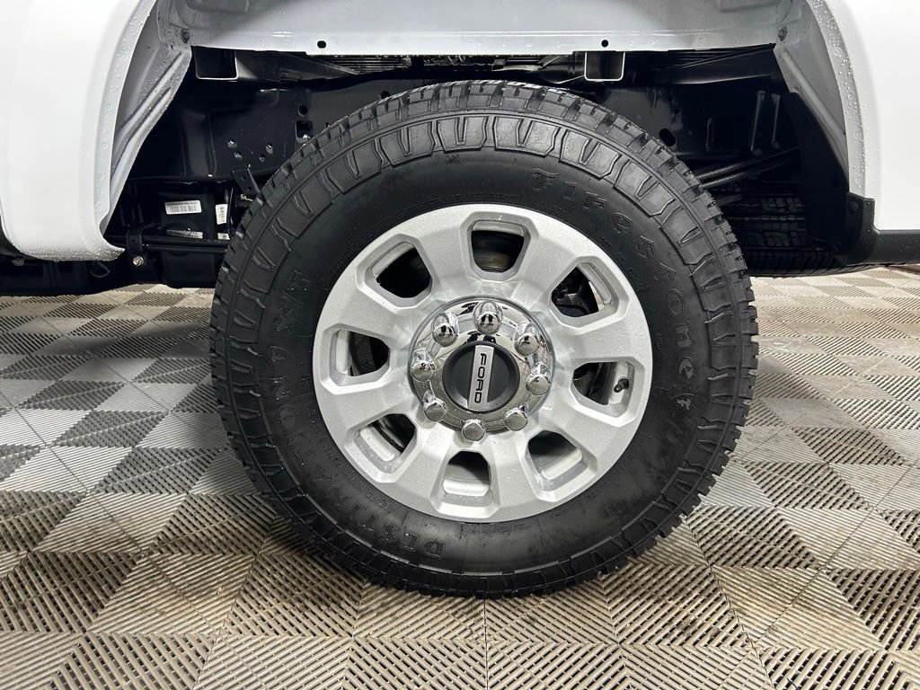 Certified 2024 Ford F250 XLT AWD/4WD image 24