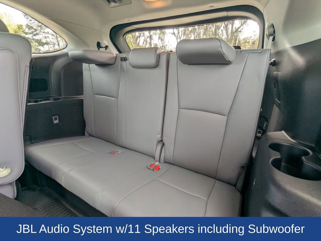 Used 2023 Toyota Highlander Platinum FWD image 17