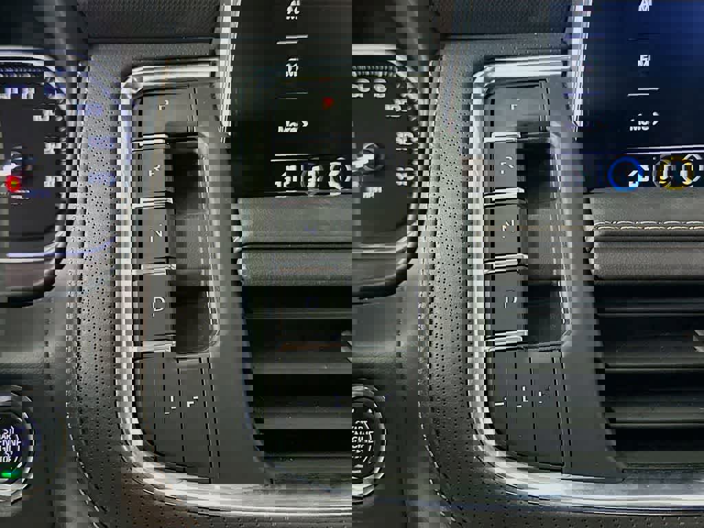 Used 2021 GMC Yukon AT4 image 22