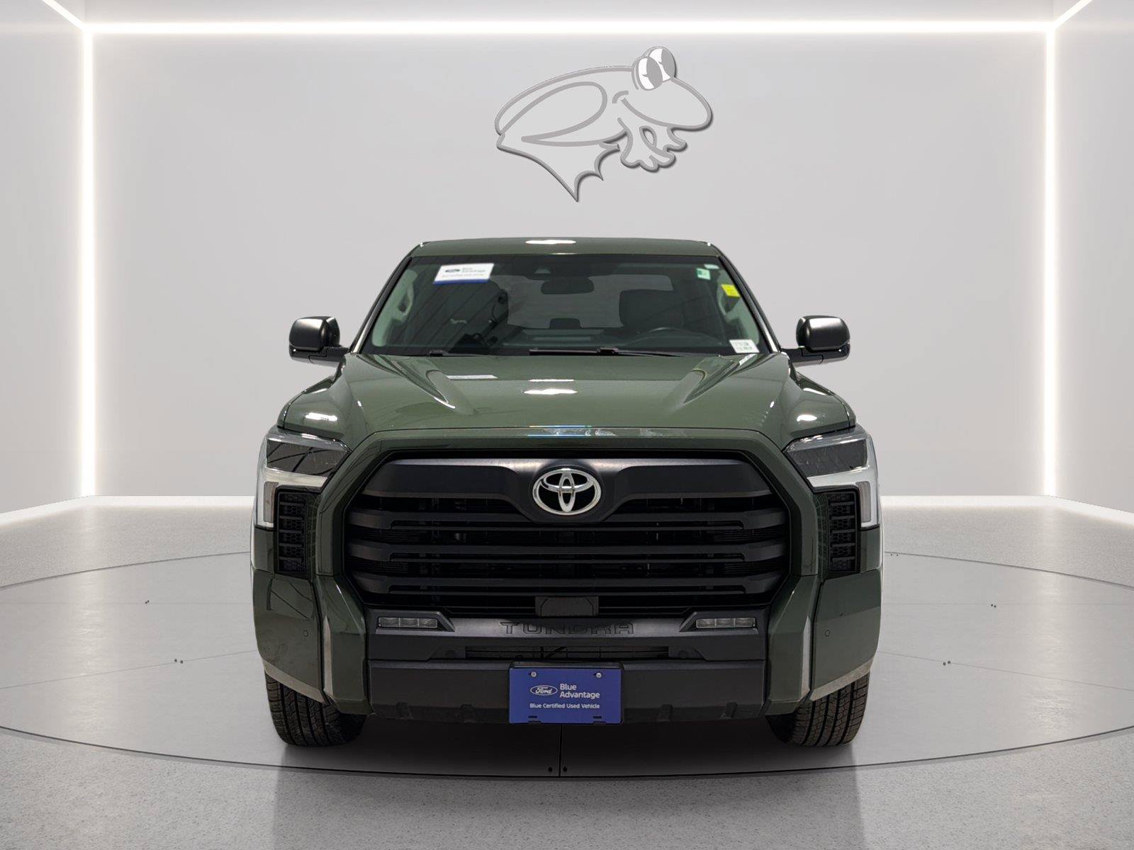 Used 2023 Toyota Tundra SR5 w/ SR5 Premium Package AWD/4WD image 8
