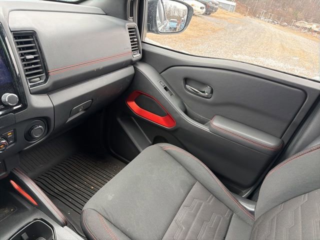 Used 2023 Nissan Frontier PRO-4X w/ Technology Package image 22