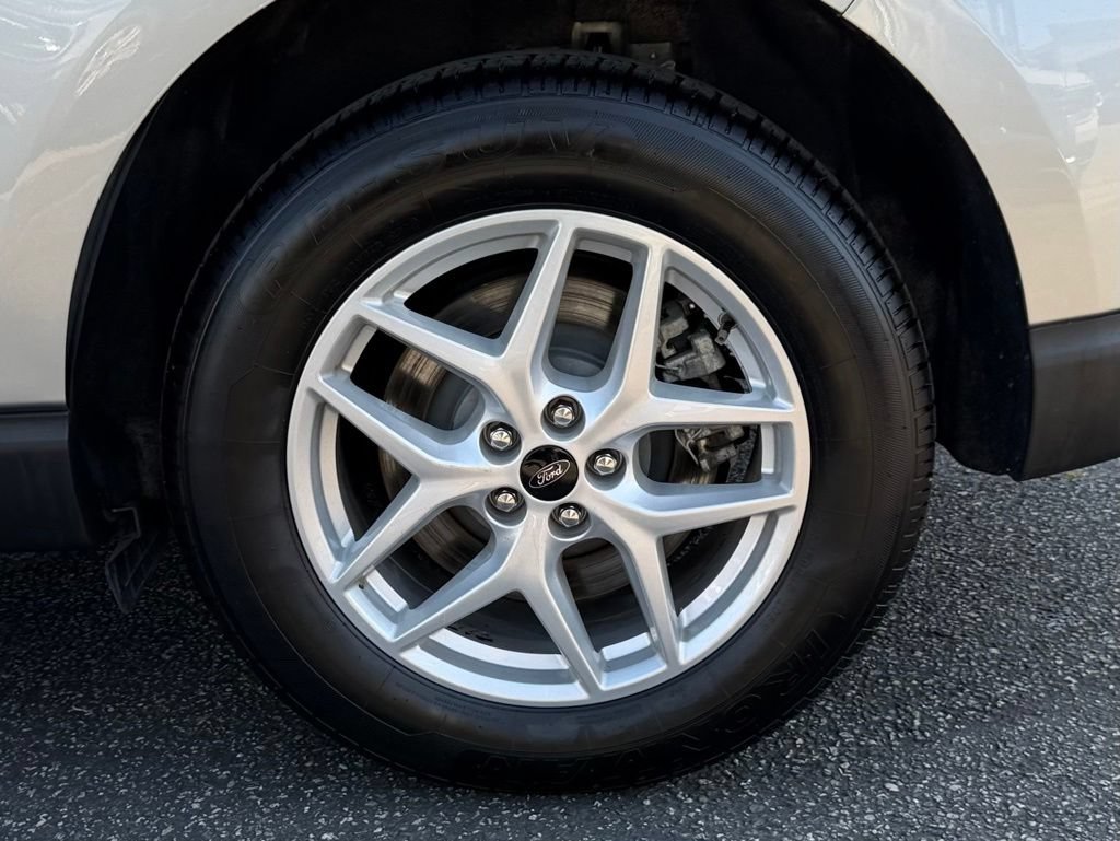 Certified 2024 Ford Edge SEL AWD/4WD image 12