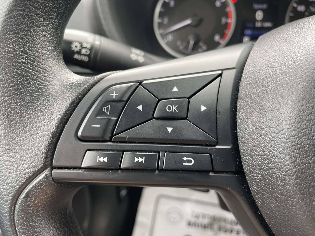 Used 2025 Nissan Sentra S FWD image 24