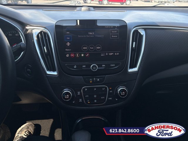 Used 2021 Chevrolet Malibu LT FWD image 17