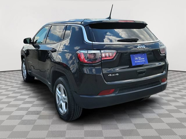 Used 2024 Jeep Compass Sport AWD/4WD image 3