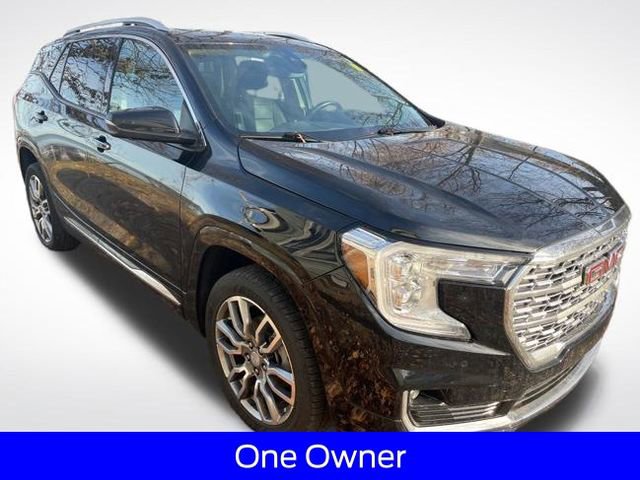 Used 2022 GMC Terrain Denali w/ Denali Premium Package image 9