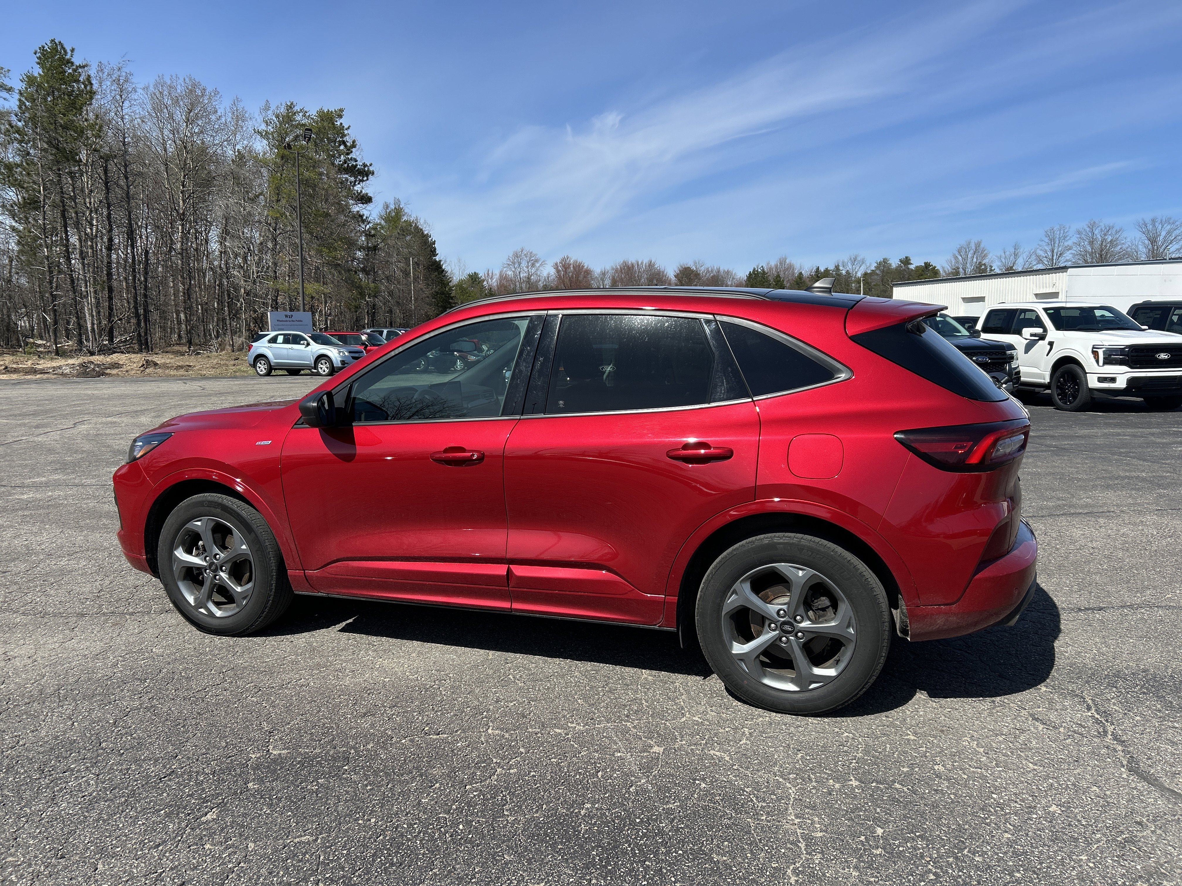 Certified 2023 Ford Escape ST-Line w/ Tech Pack #1 AWD/4WD image 7