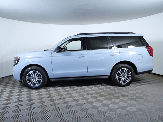 Certified 2025 Ford Expedition Active AWD/4WD image 6