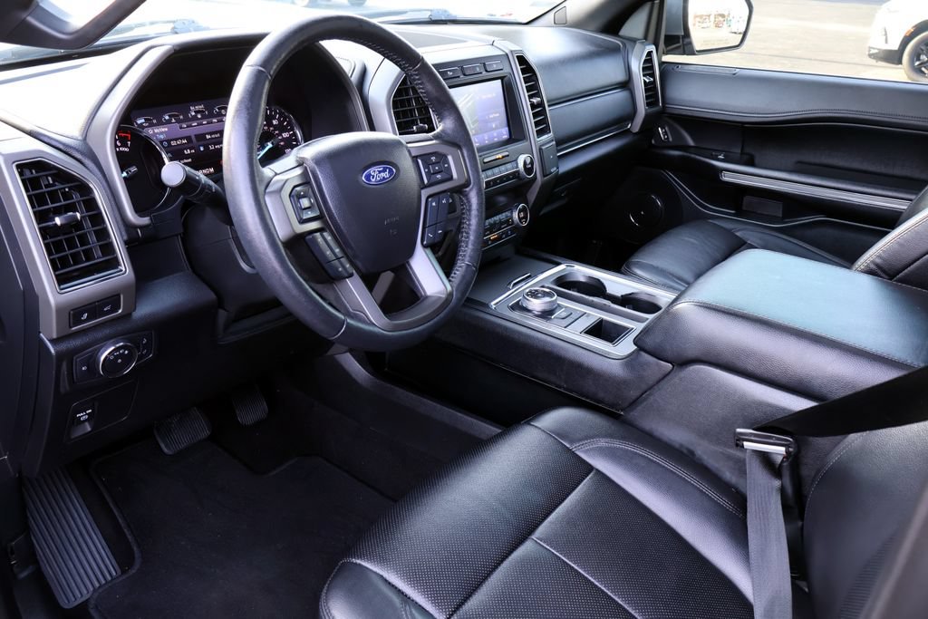 Certified 2020 Ford Expedition XLT w/ Equipment Group 202A RWD image 4