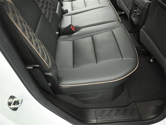 Used 2023 GMC Canyon Denali image 44