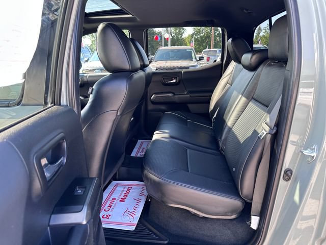 Used 2023 Toyota Tacoma TRD Off-Road w/ TRD Premium Off Road Package AWD/4WD image 7