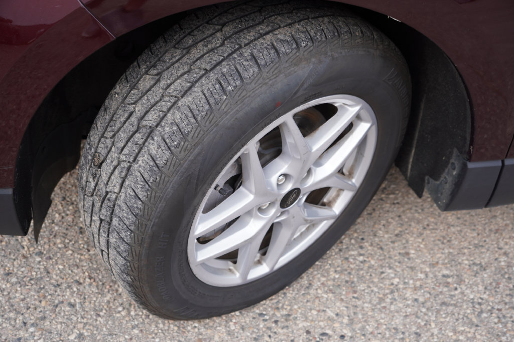 Certified 2024 Ford Edge SEL AWD/4WD image 13