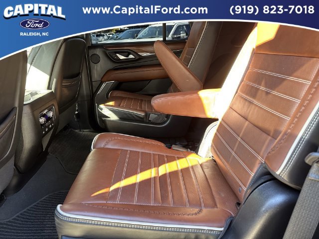 Used 2023 GMC Yukon Denali Ultimate AWD/4WD image 18