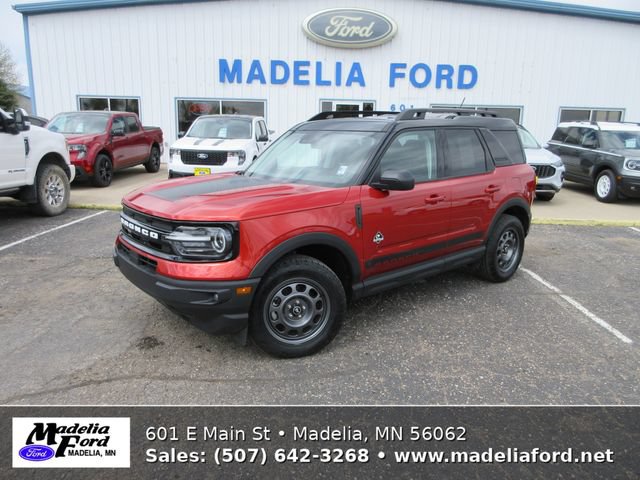Certified 2024 Ford Bronco Sport Outer Banks w/ Tech Package AWD/4WD image 1