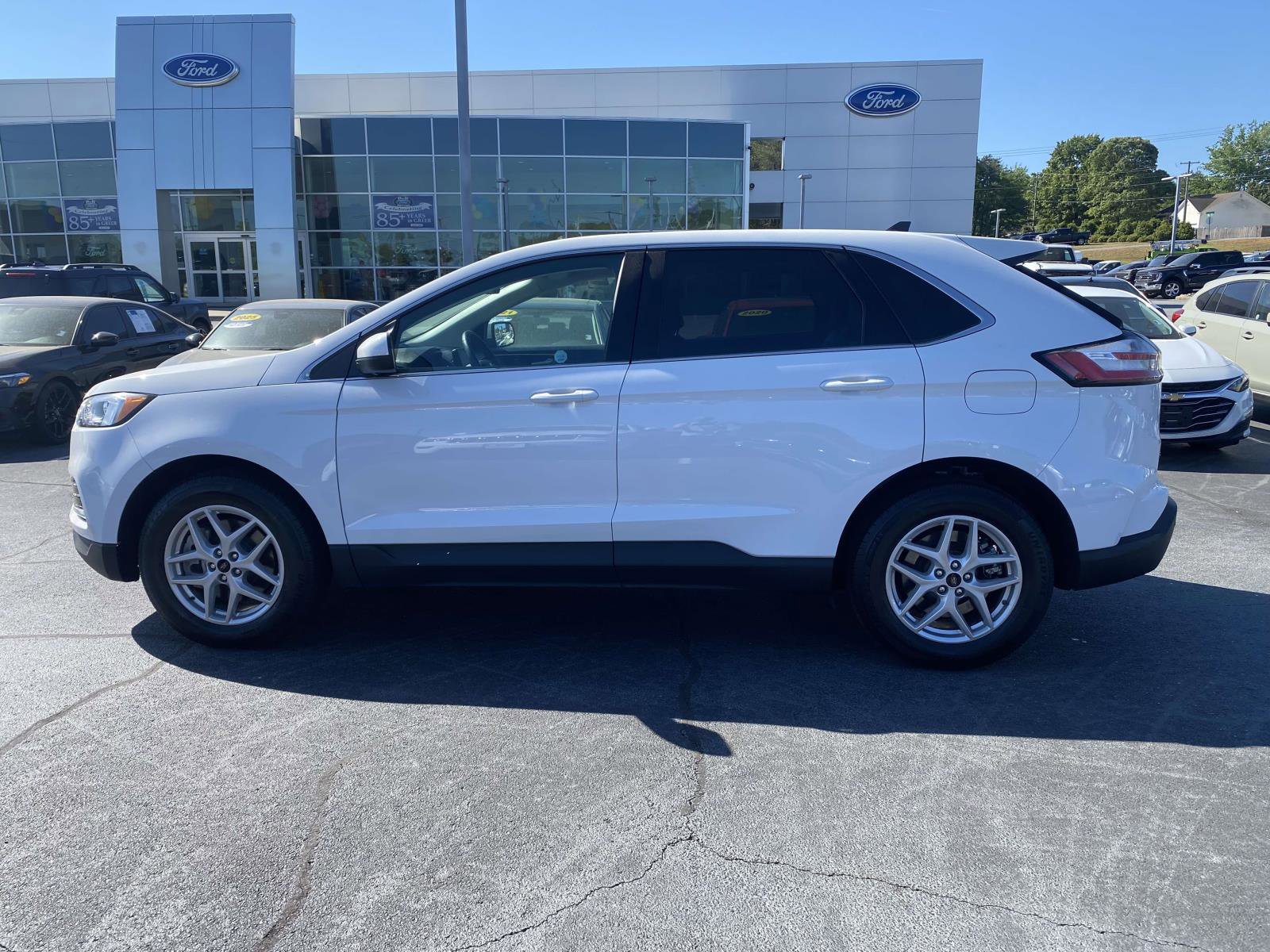Certified 2024 Ford Edge SEL AWD/4WD image 4