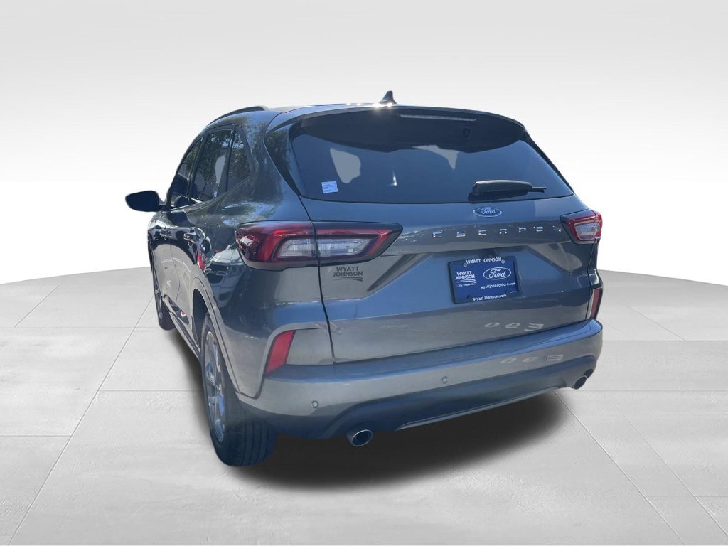 Certified 2024 Ford Escape ST-Line w/ Tech Pack #1 FWD image 6