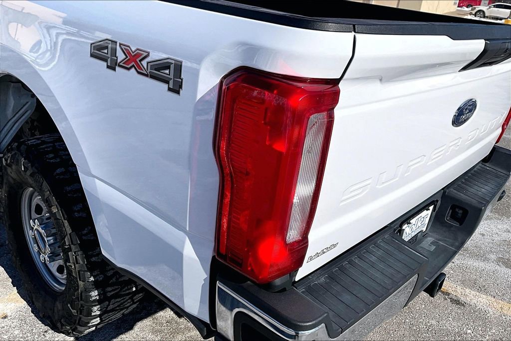 Certified 2024 Ford F350 XL w/ XL Off-Road Package image 25