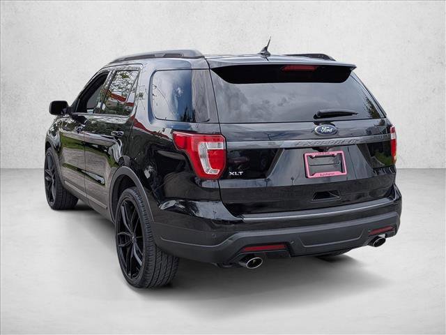Certified 2019 Ford Explorer XLT w/ Equipment Group 202A FWD image 7