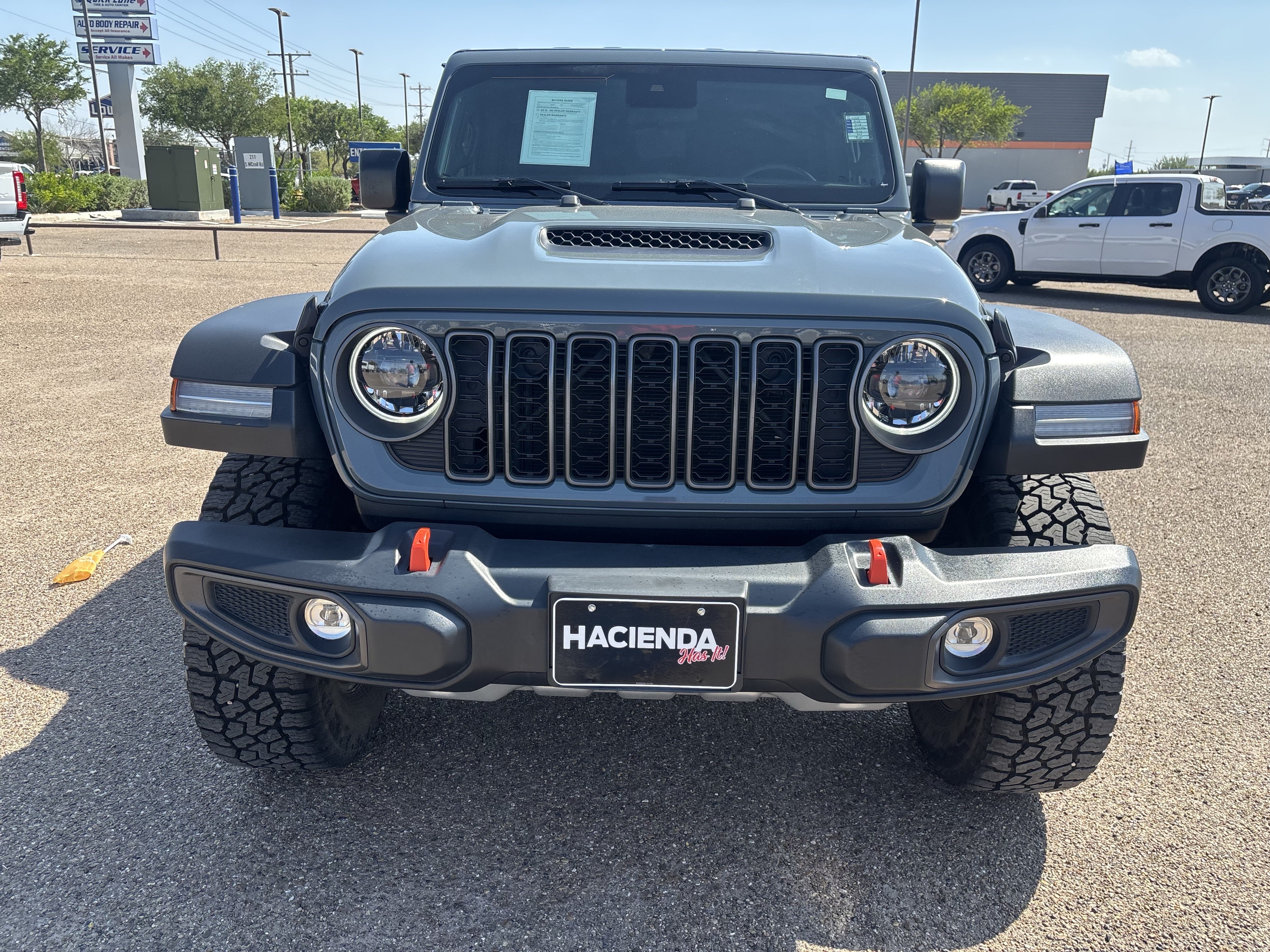 Used 2025 Jeep Gladiator Mojave AWD/4WD image 6