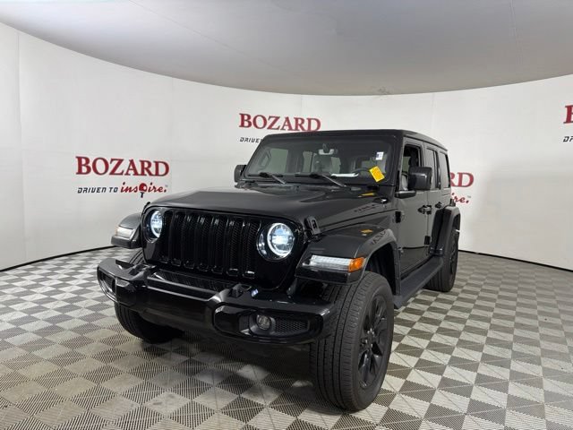 Used 2023 Jeep Wrangler Unlimited Sahara AWD/4WD image 4