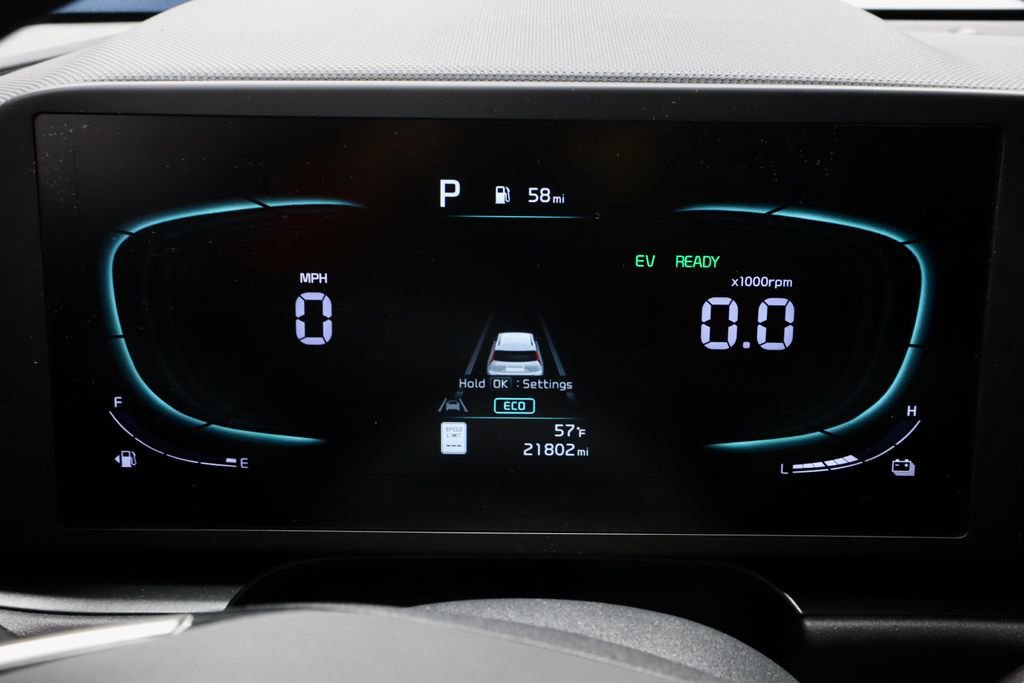 Used 2023 Kia Niro LX FWD image 28