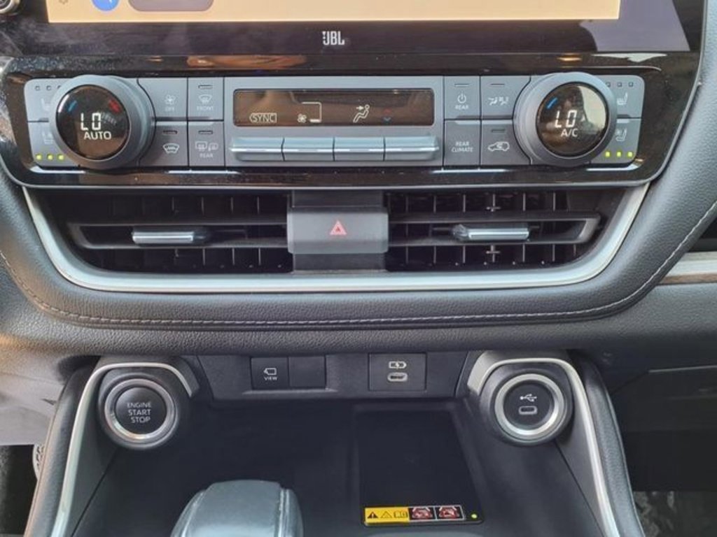 Used 2024 Toyota Grand Highlander Platinum image 97