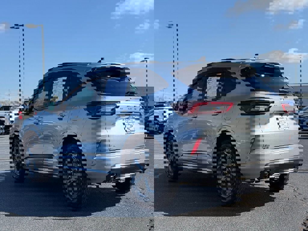 Certified 2024 Ford Escape ST-Line w/ Tech Pack #1 image 4