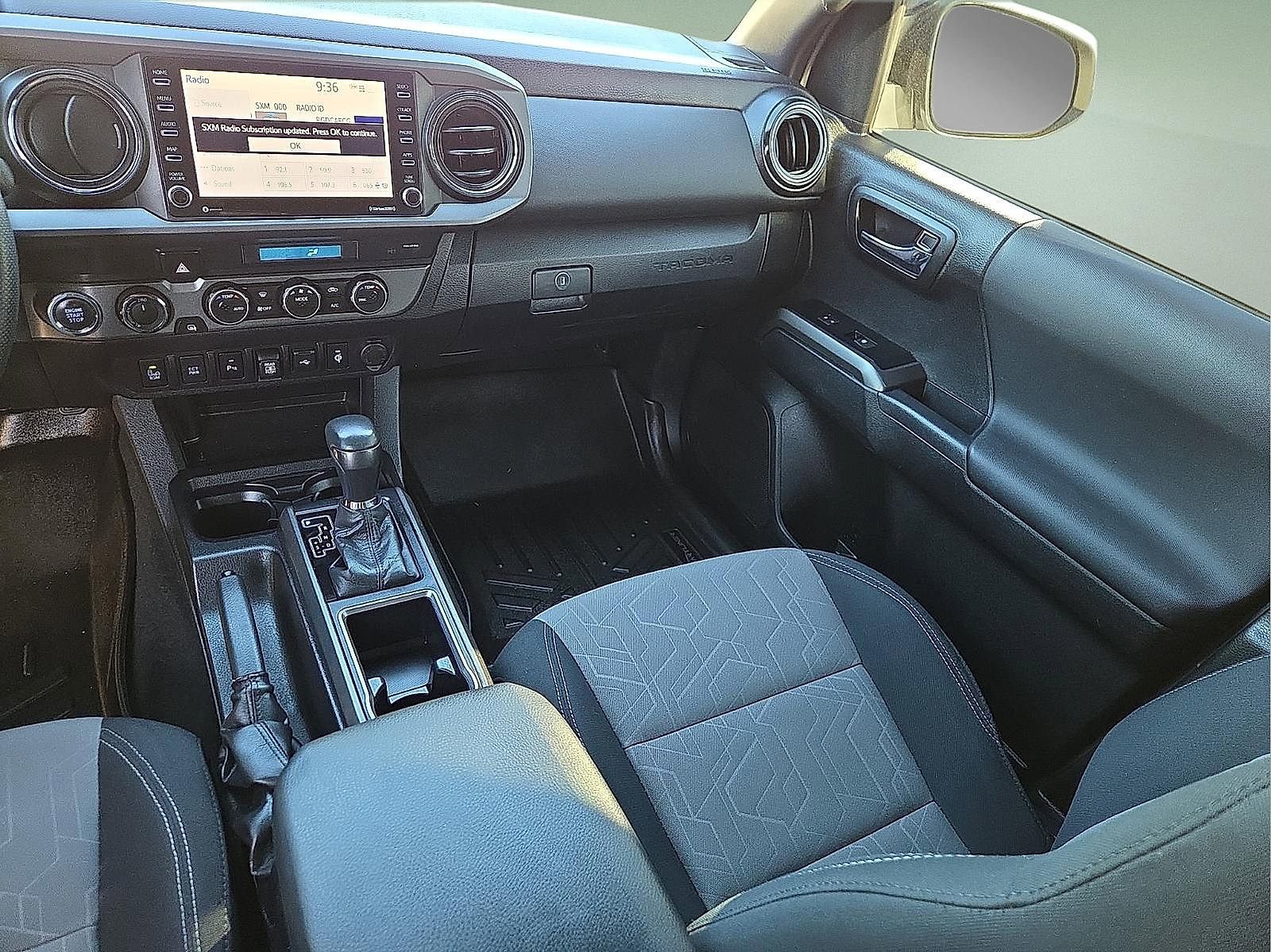 Used 2023 Toyota Tacoma TRD Off-Road w/ Technology Package AWD/4WD image 12