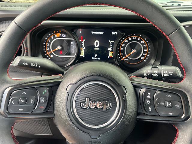 Used 2024 Jeep Wrangler Unlimited Rubicon AWD/4WD image 16