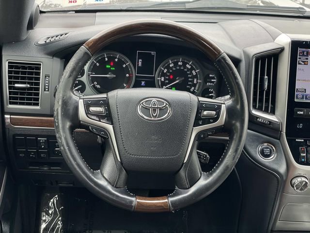 Used 2019 Toyota Land Cruiser w/ Carpet Mat Package image 9