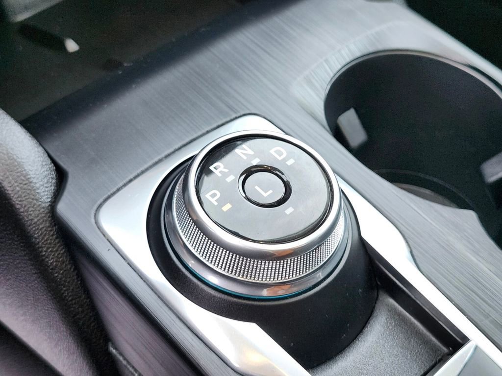 Certified 2022 Ford Escape SEL w/ Technology Package image 27