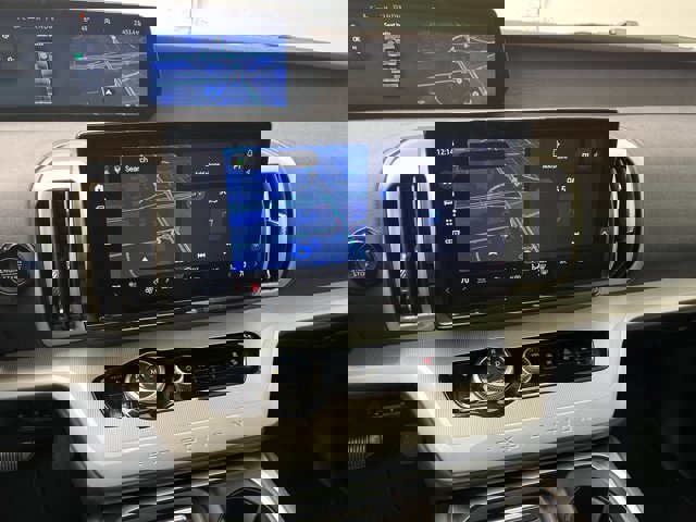 Certified 2025 Ford Expedition Active image 20